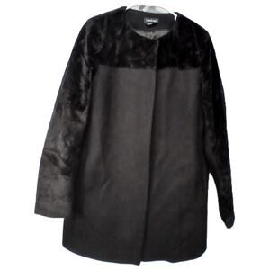 BEBE Classic Black Wool Coat/Faux Fur Shoulders & Arms/Lined/Pockets/Snap Front